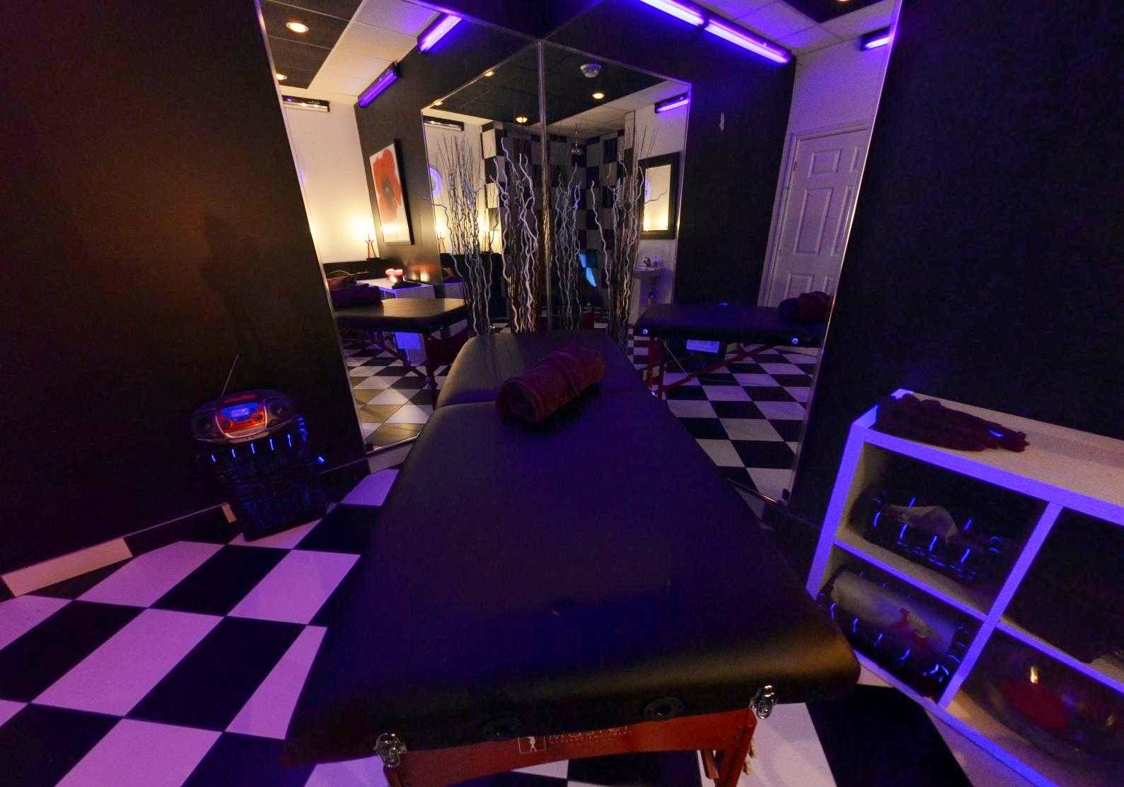 Massage La Montrealaise In Montreal Quebec